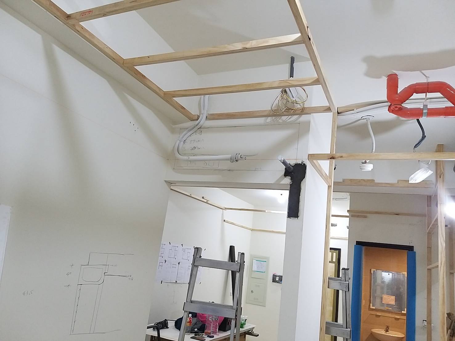 空調家電-育翎空調/鄭輝男